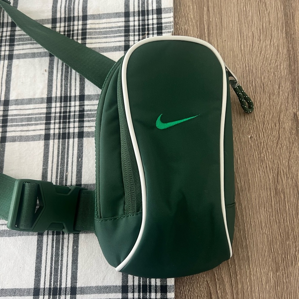 Nike essentials cross body Dark Green Bag